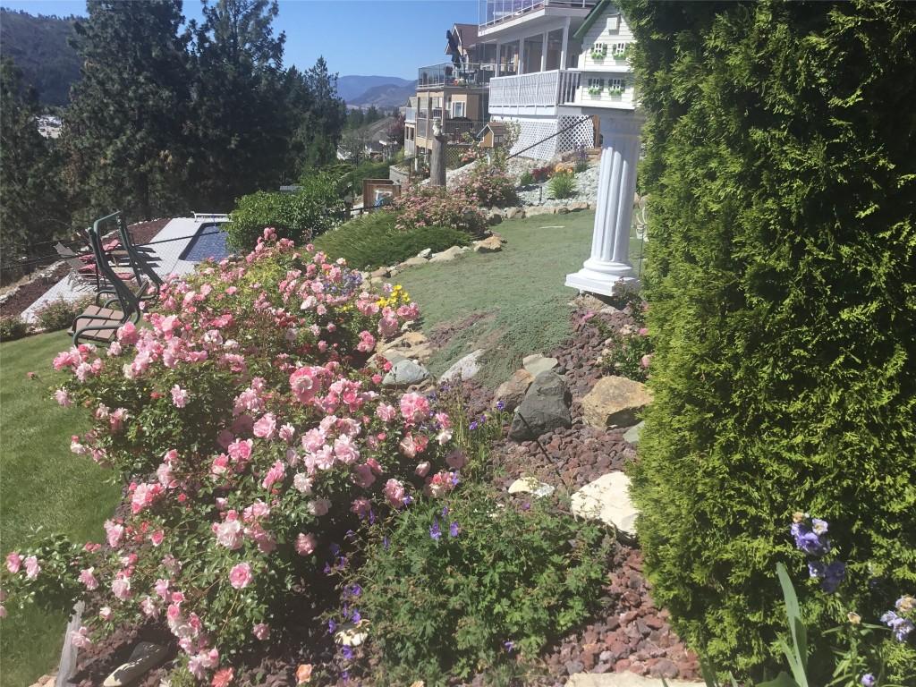 









2170


Sunview

Drive,
West Kelowna,




BC
V1Z 3R2

