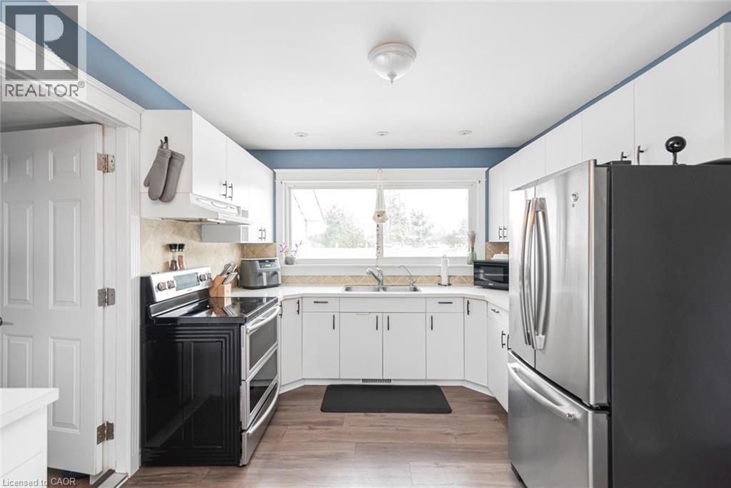 












11685 BURNABY Road

,
Wainfleet,




Ontario
L0S1V0

