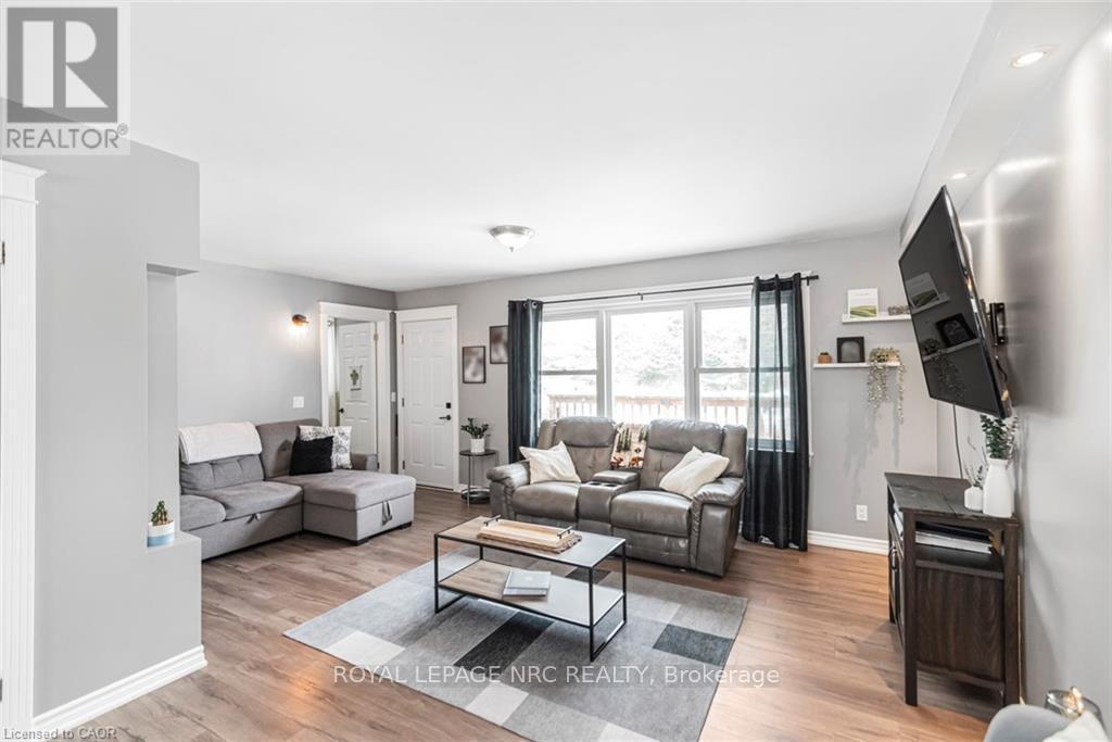 












11685 BURNABY ROAD

,
Wainfleet (Marshville/Winger),




Ontario
L0S1V0

