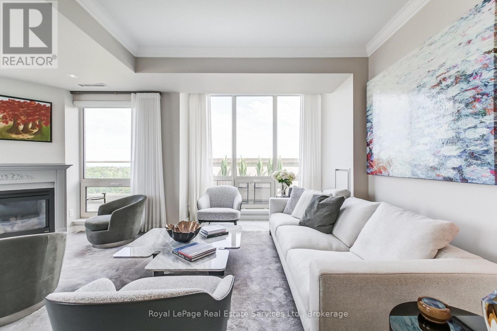 












PH1 - 60 OLD MILL ROAD

,
Oakville (OO Old Oakville),




Ontario
L6J7V9

