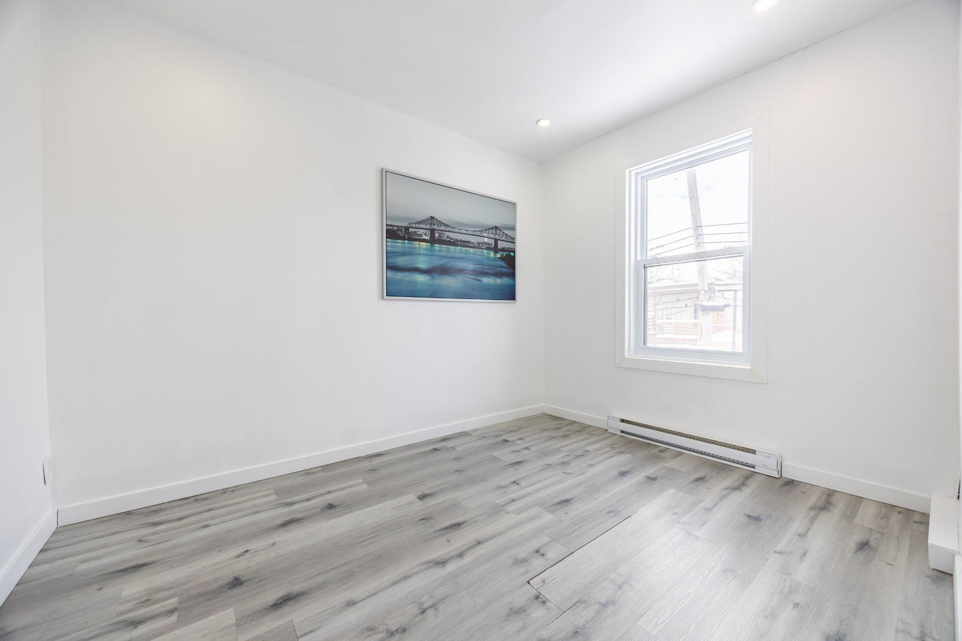 









5969


Rue Hamilton

,
Montréal (Le Sud-Ouest),




QC
H4E3C2

