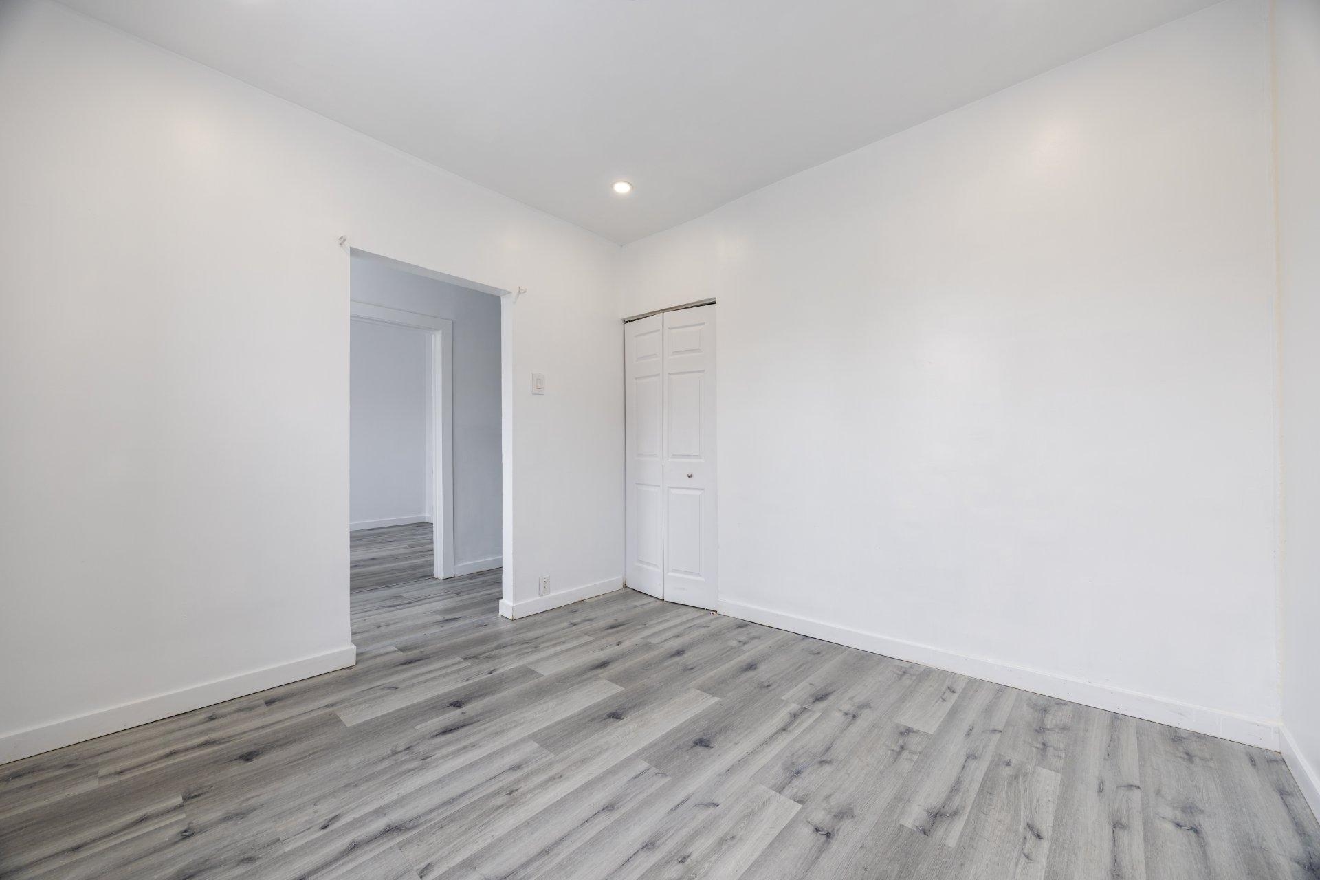 









5969


Rue Hamilton

,
Montréal (Le Sud-Ouest),




QC
H4E3C2

