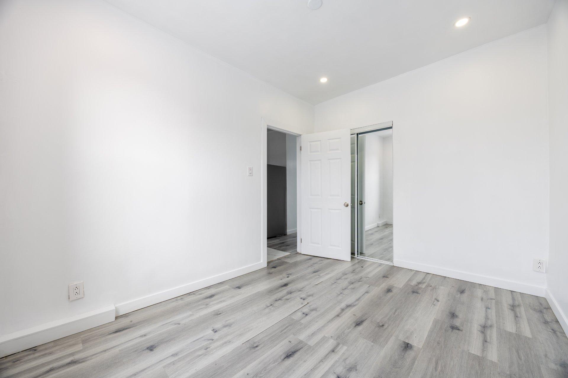 









5969


Rue Hamilton

,
Montréal (Le Sud-Ouest),




QC
H4E3C2

