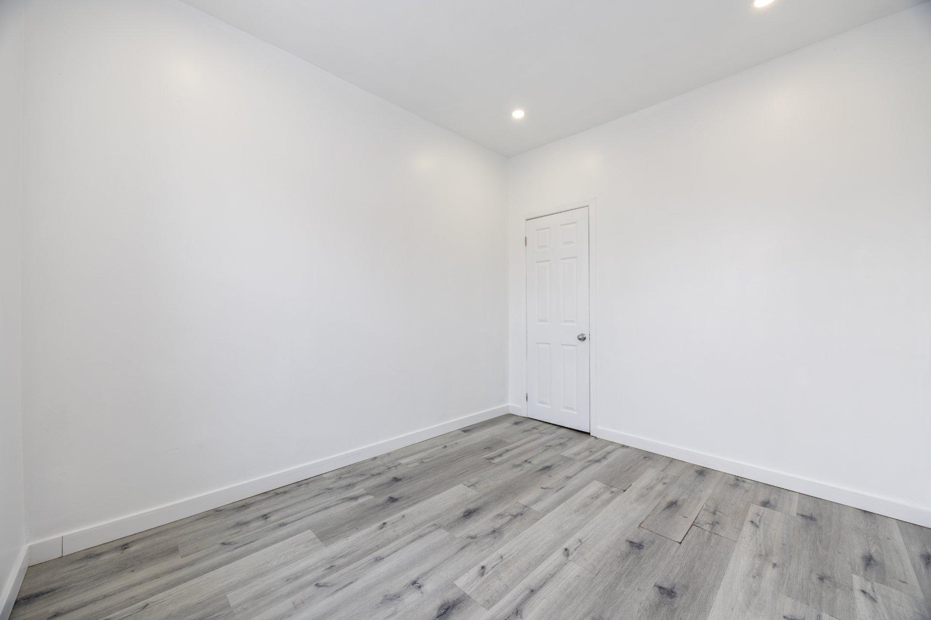 









5969


Rue Hamilton

,
Montréal (Le Sud-Ouest),




QC
H4E3C2

