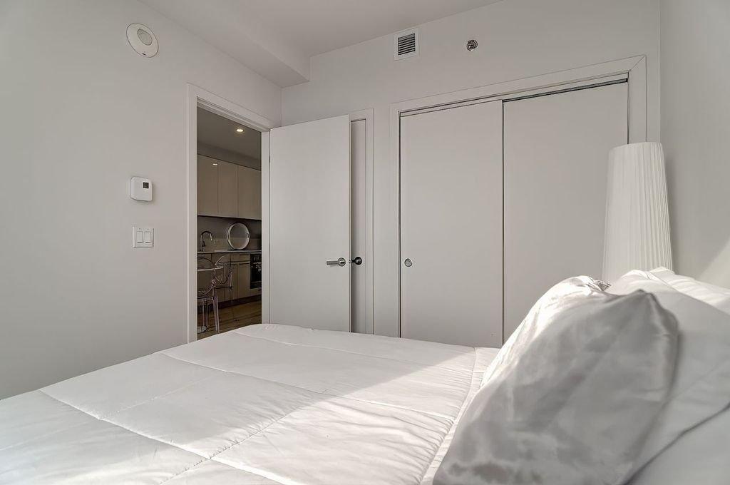 









2020


Boul. René-Lévesque O.

, 816,
Montréal (Ville-Marie),




QC
H3H0B4

