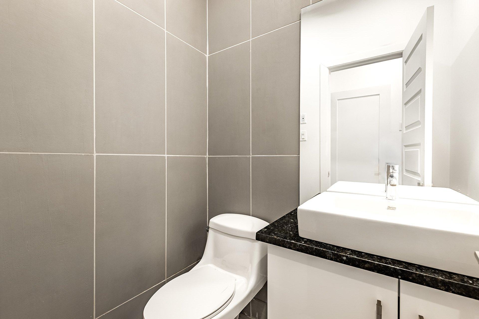 









7335


Ch. Kildare

,
Côte-Saint-Luc,




QC
H4W0B8

