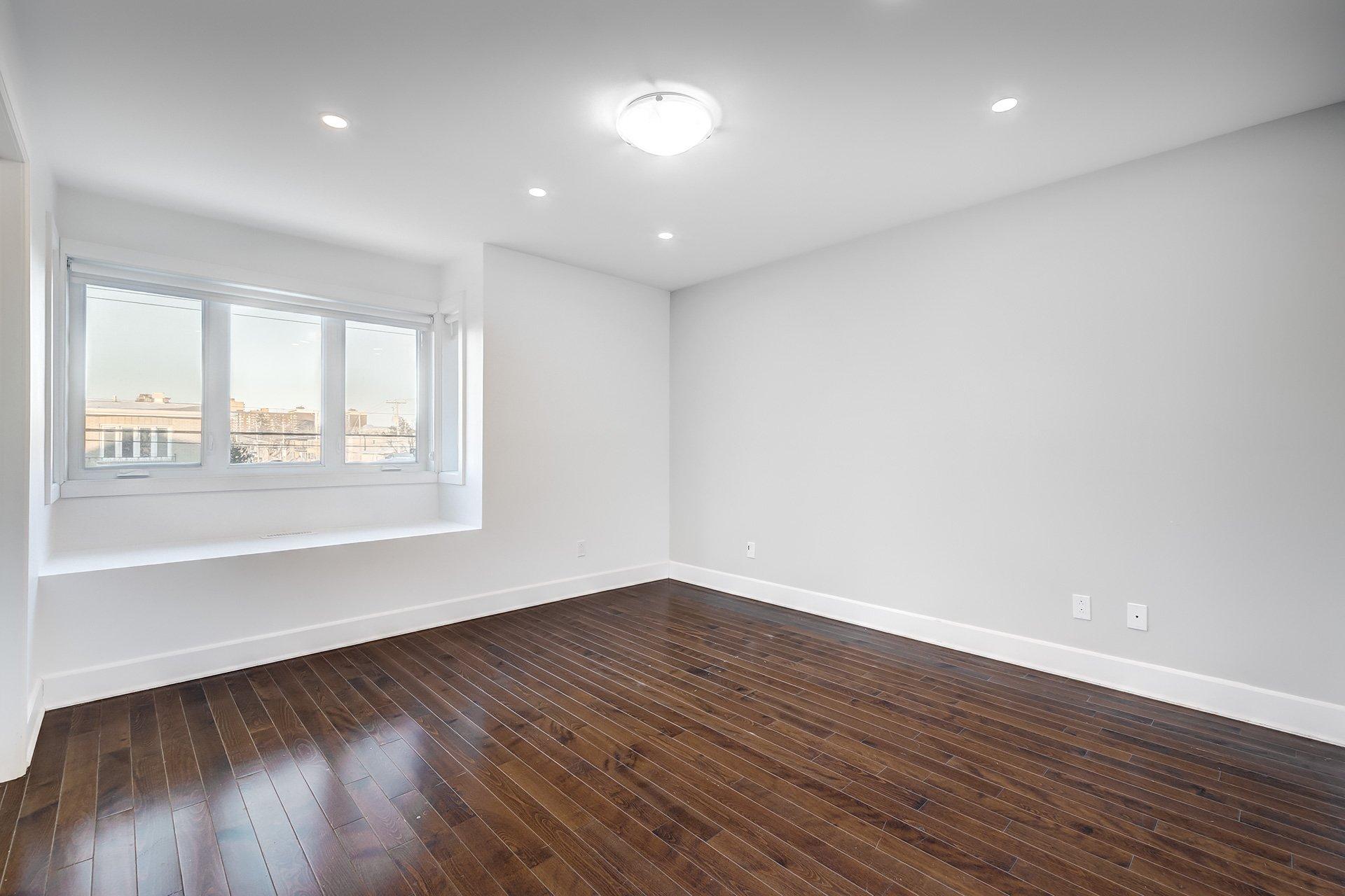 









7335


Ch. Kildare

,
Côte-Saint-Luc,




QC
H4W0B8

