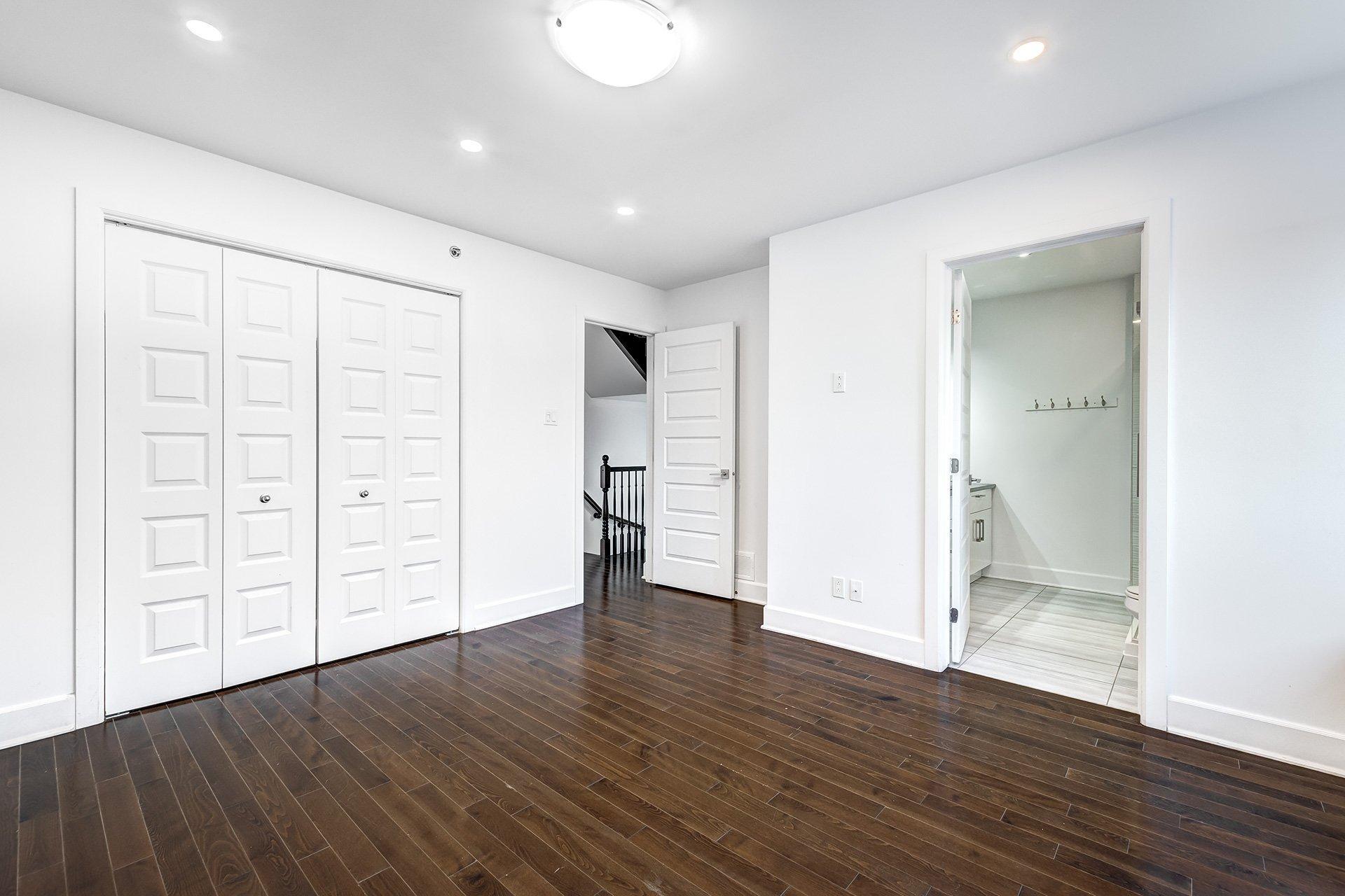 









7335


Ch. Kildare

,
Côte-Saint-Luc,




QC
H4W0B8

