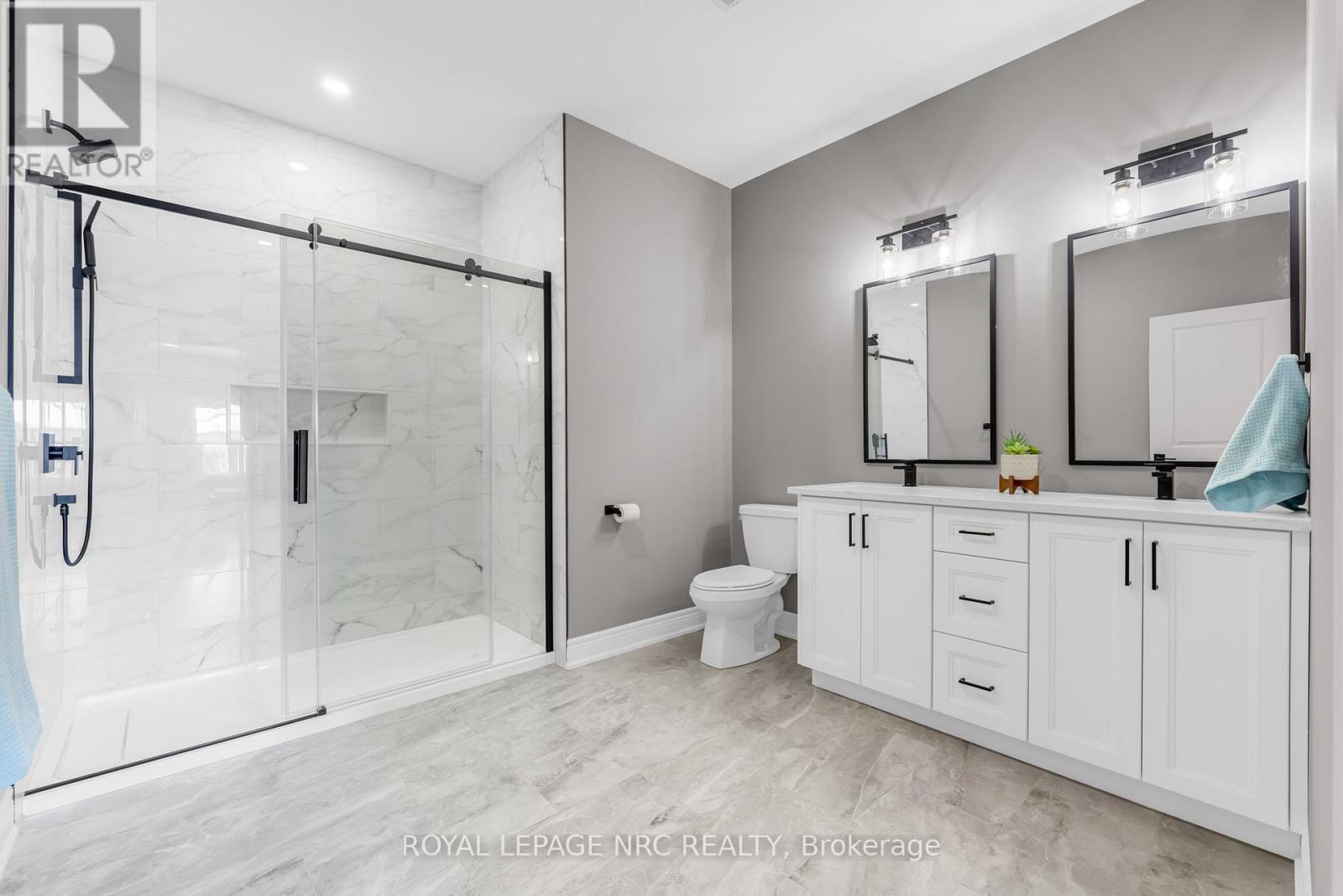 












738 CLARENCE STREET

,
Port Colborne (Sugarloaf),




Ontario
L3K0A8

