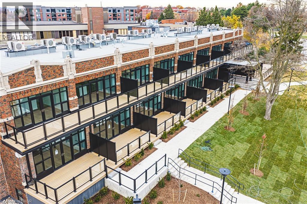 












555 SANATORIUM Road Unit# 206

,
Hamilton,




Ontario
L9C2B1

