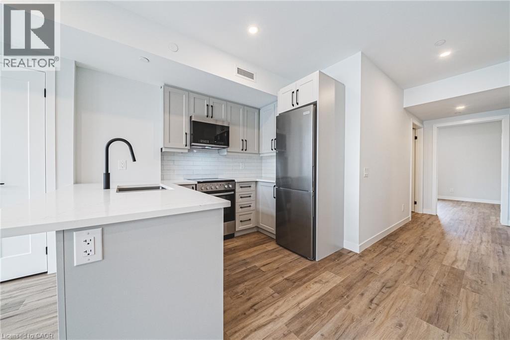 












555 SANATORIUM Road Unit# 206

,
Hamilton,




Ontario
L9C2B1

