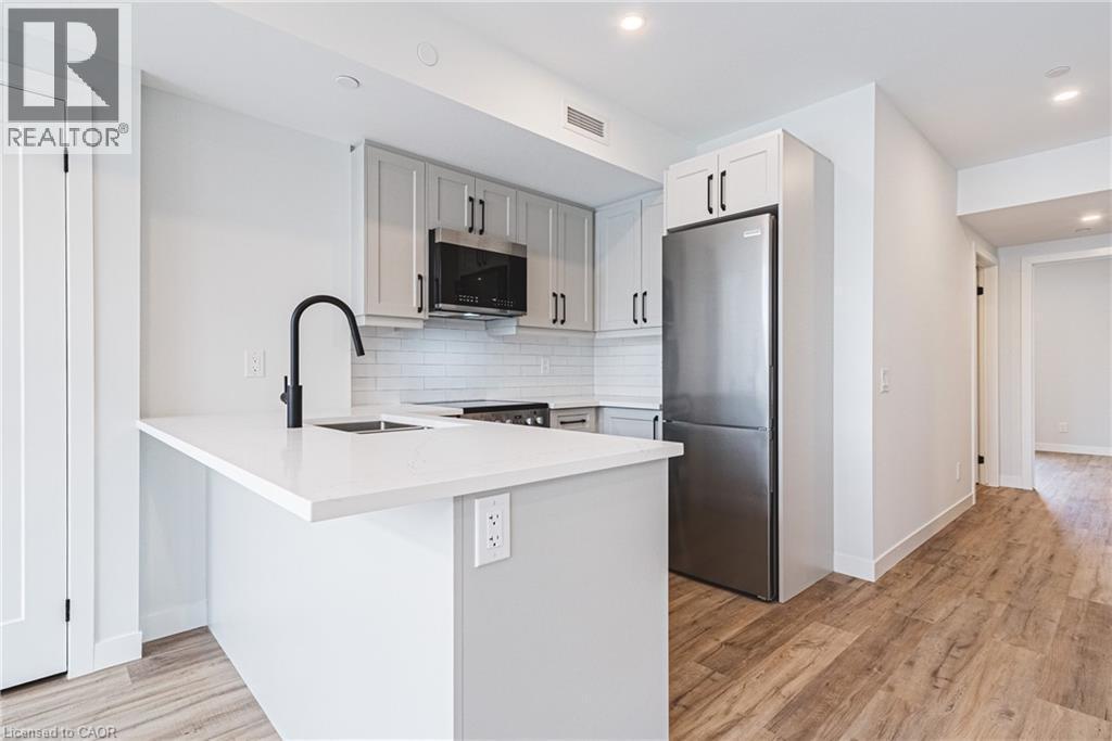 












555 SANATORIUM Road Unit# 206

,
Hamilton,




Ontario
L9C2B1

