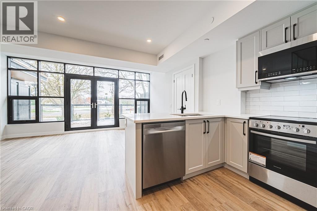 












555 SANATORIUM Road Unit# 206

,
Hamilton,




Ontario
L9C2B1

