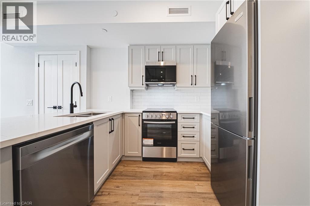 












555 SANATORIUM Road Unit# 206

,
Hamilton,




Ontario
L9C2B1

