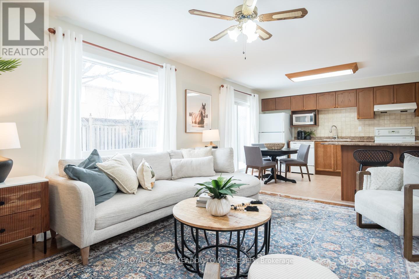 












1617 GOWLING TERRACE

,
Milton,




Ontario
L9T5J6

