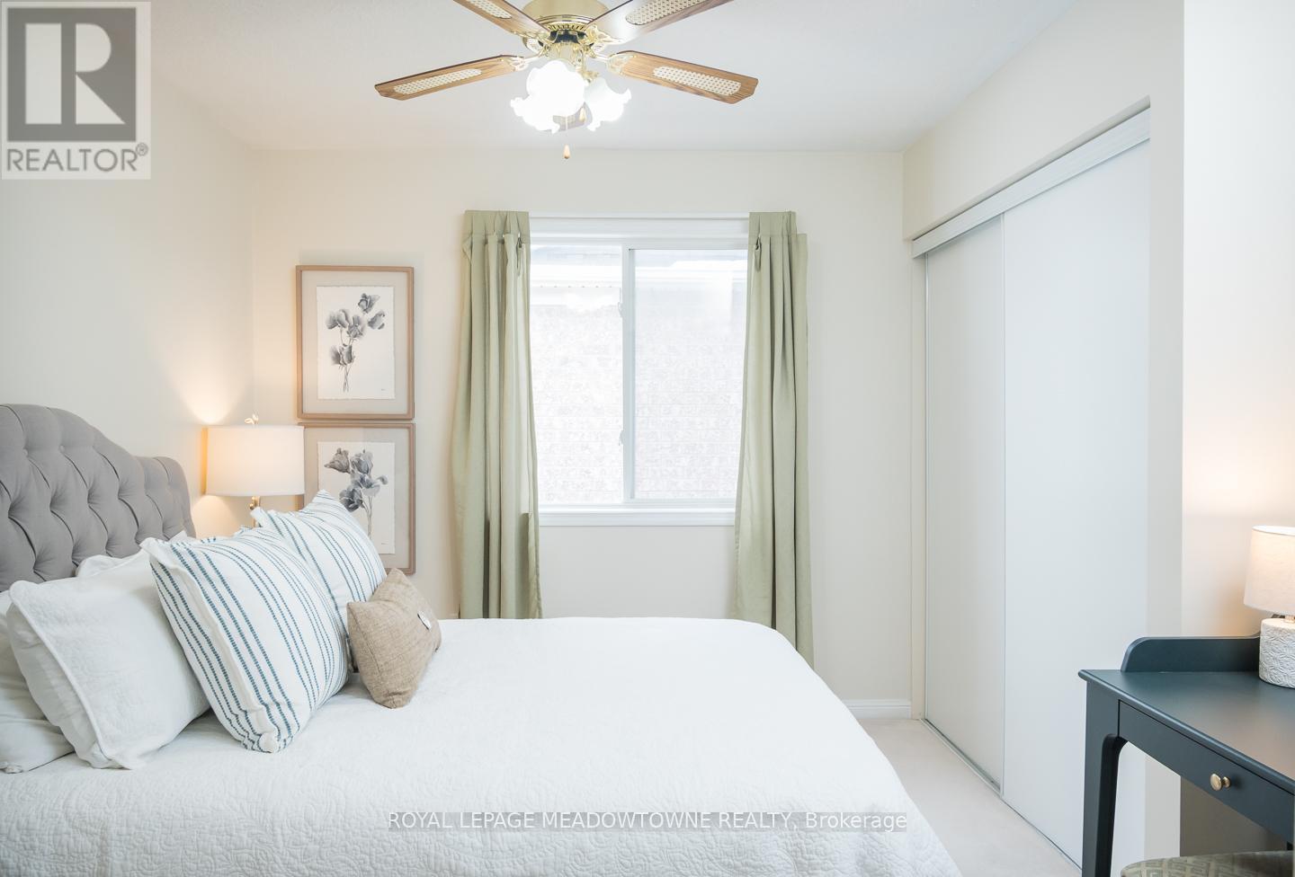 












1617 GOWLING TERRACE

,
Milton,




Ontario
L9T5J6

