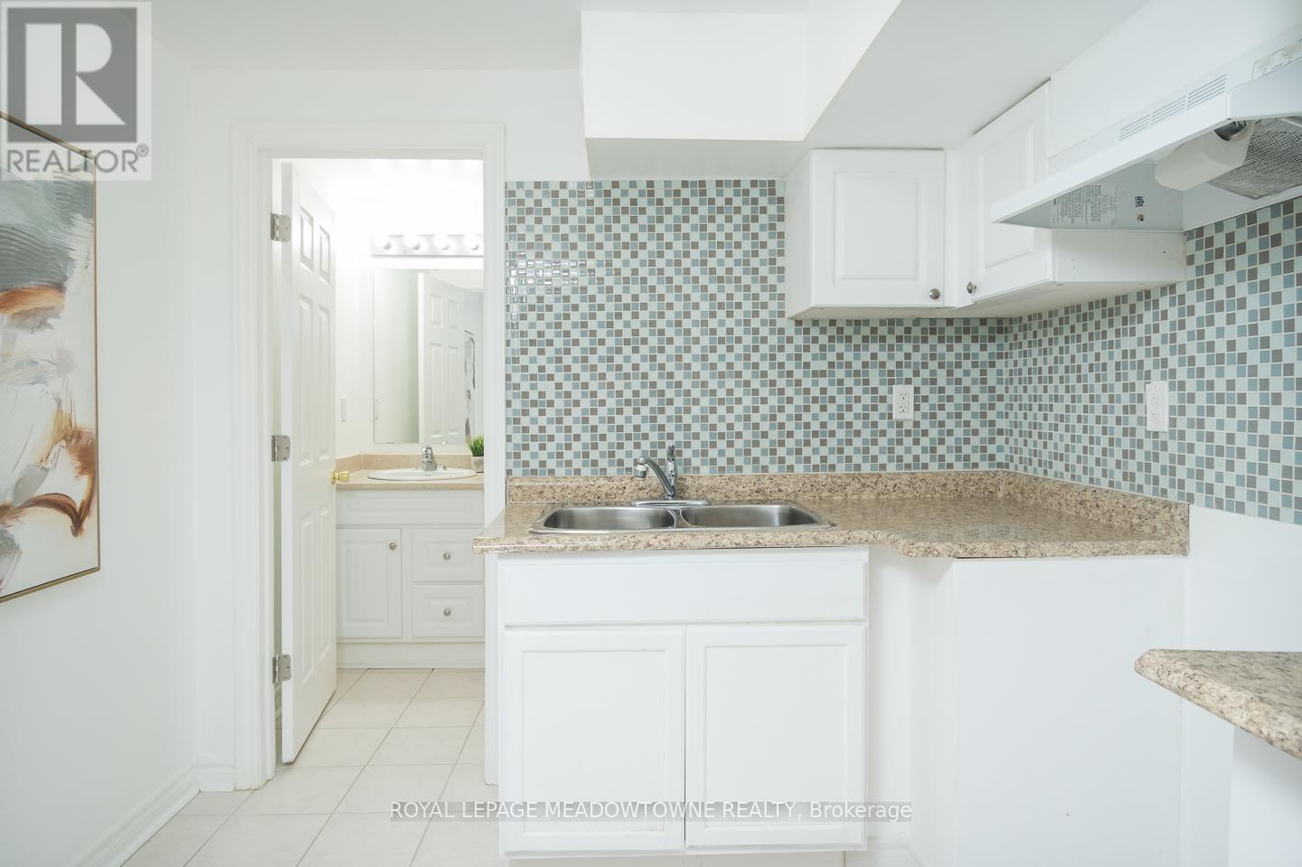 












1617 GOWLING TERRACE

,
Milton,




Ontario
L9T5J6

