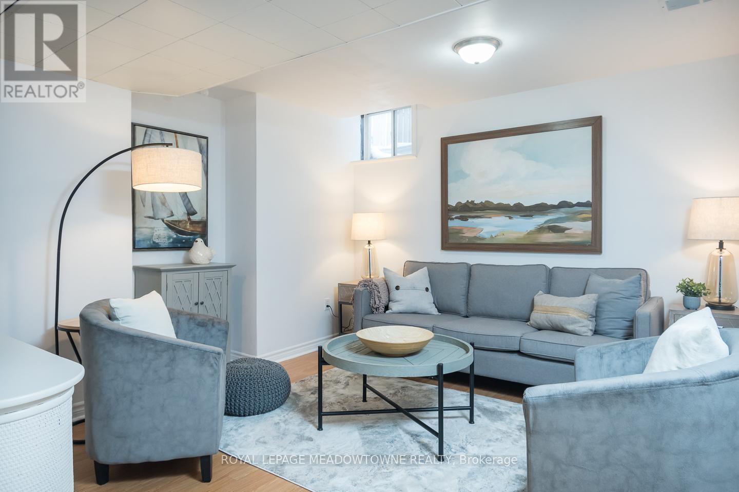 












1617 GOWLING TERRACE

,
Milton,




Ontario
L9T5J6

