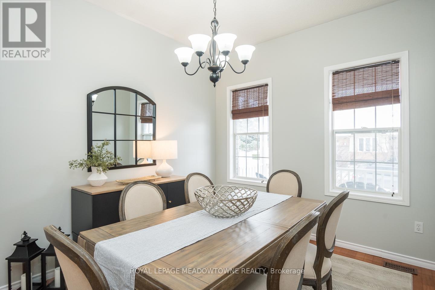 












1617 GOWLING TERRACE

,
Milton,




Ontario
L9T5J6

