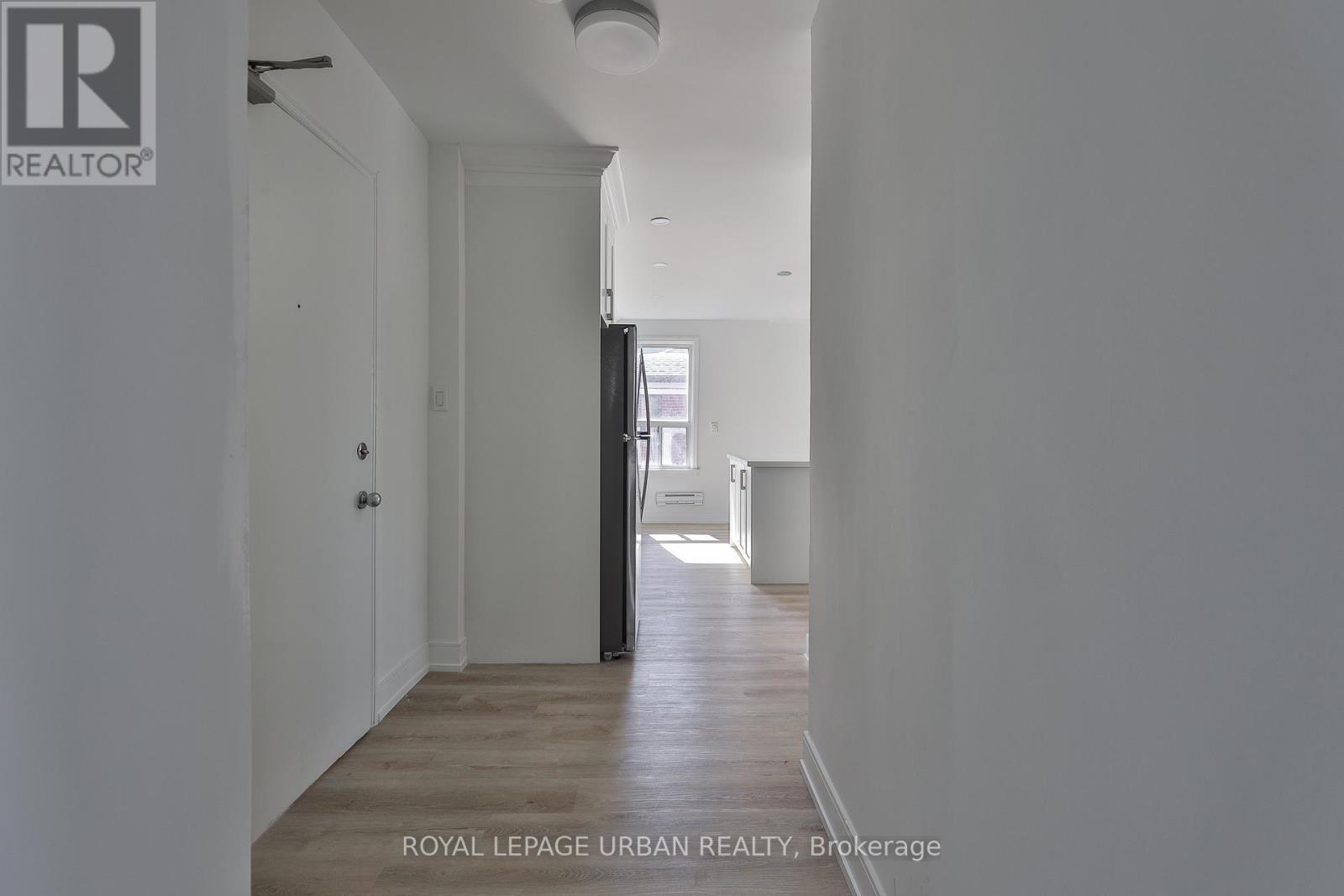 












6 - 2841 KEELE STREET

,
Toronto,




Ontario
M3M2G7

