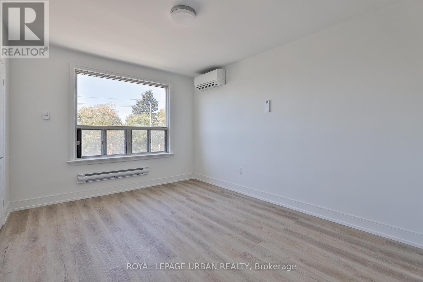












6 - 2841 KEELE STREET

,
Toronto,




Ontario
M3M2G7

