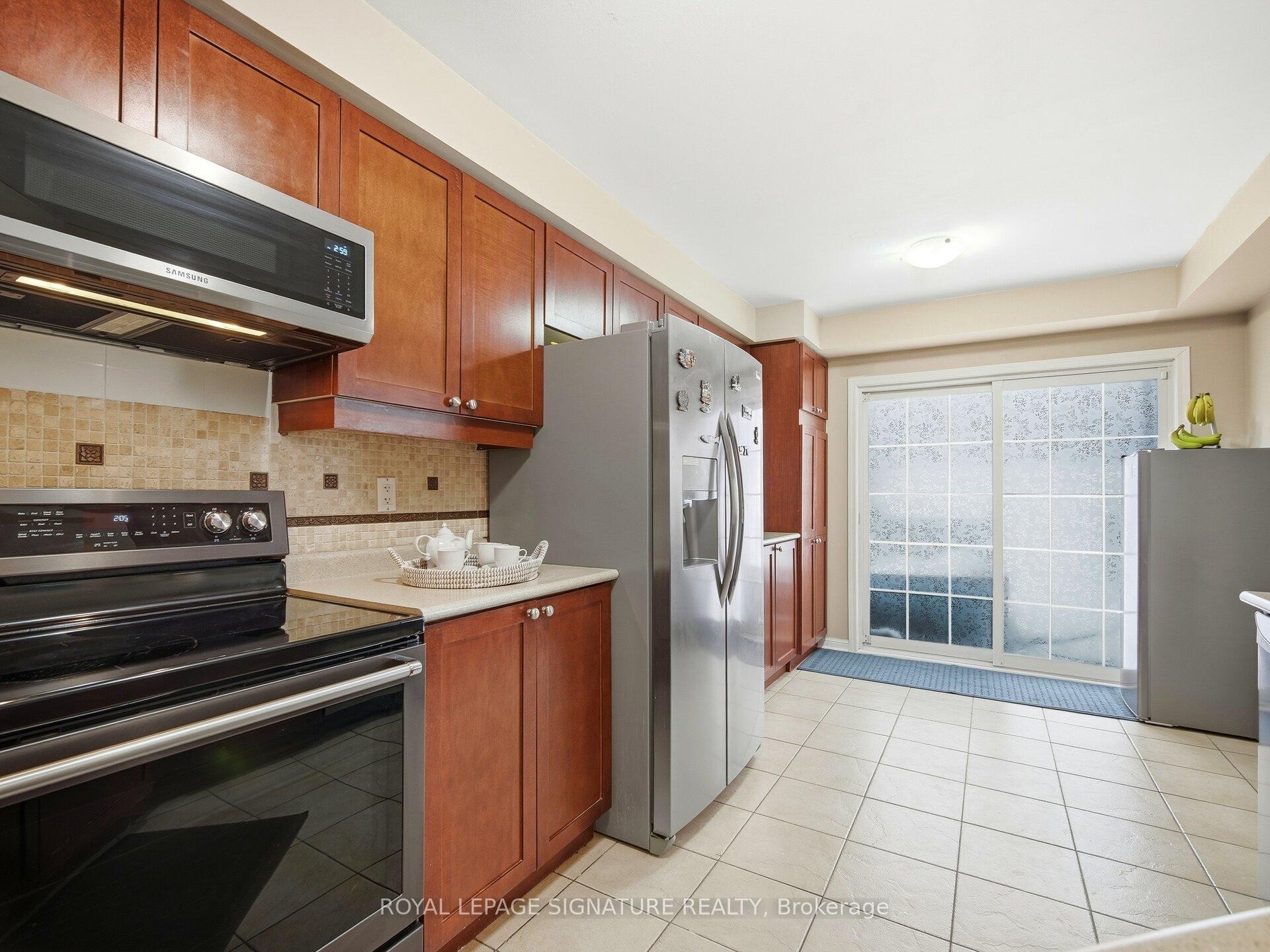 









92


Owlridge

Drive,
Brampton,




ON
L6X 0M5

