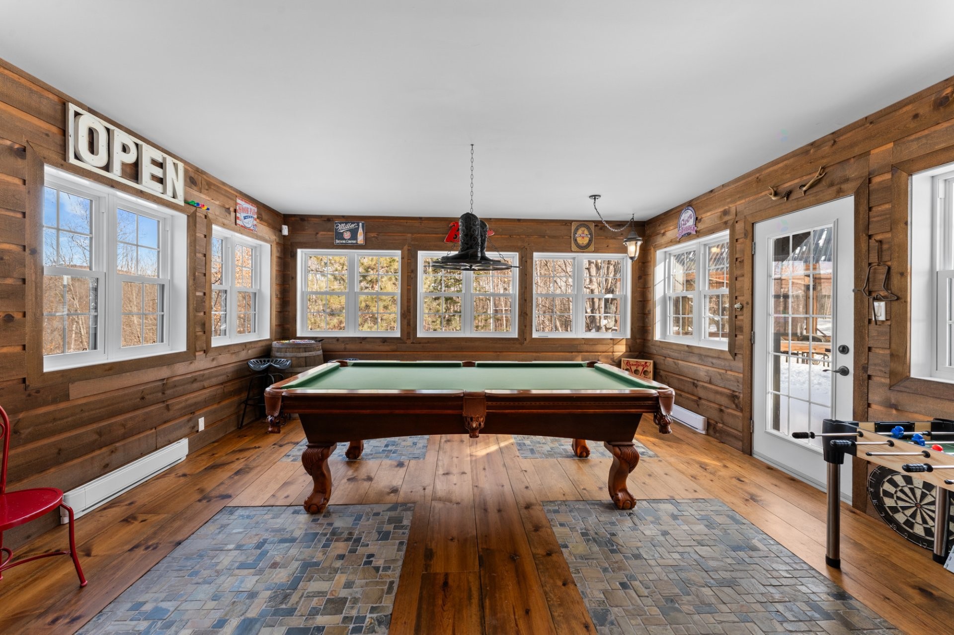 









1193


Ch. du Lac-Deligny O.

,
Mandeville,




QC
J0K1L0

