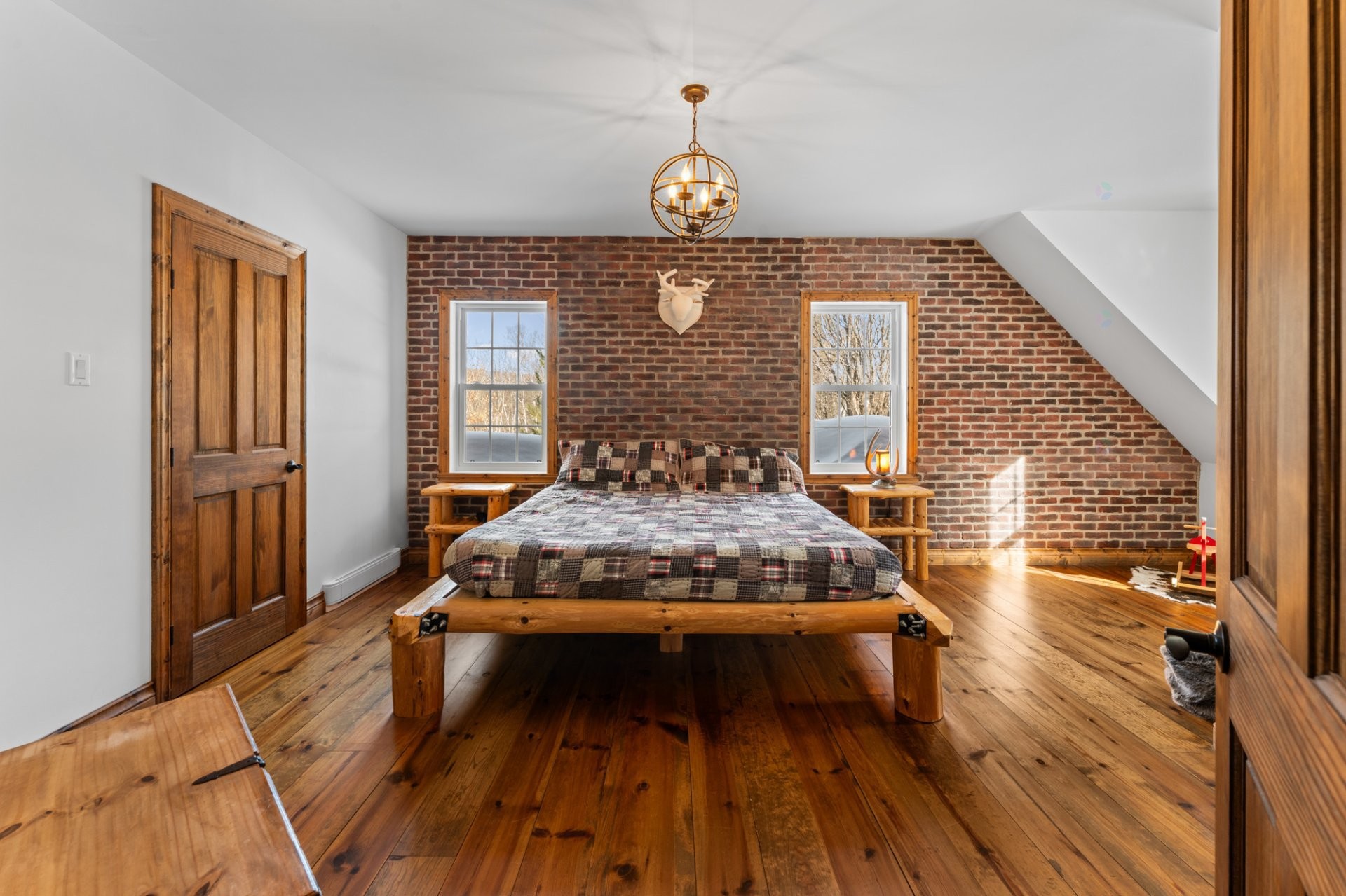 









1193


Ch. du Lac-Deligny O.

,
Mandeville,




QC
J0K1L0

