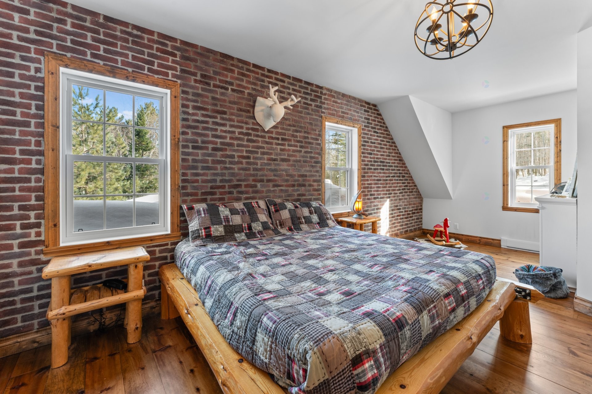 









1193


Ch. du Lac-Deligny O.

,
Mandeville,




QC
J0K1L0

