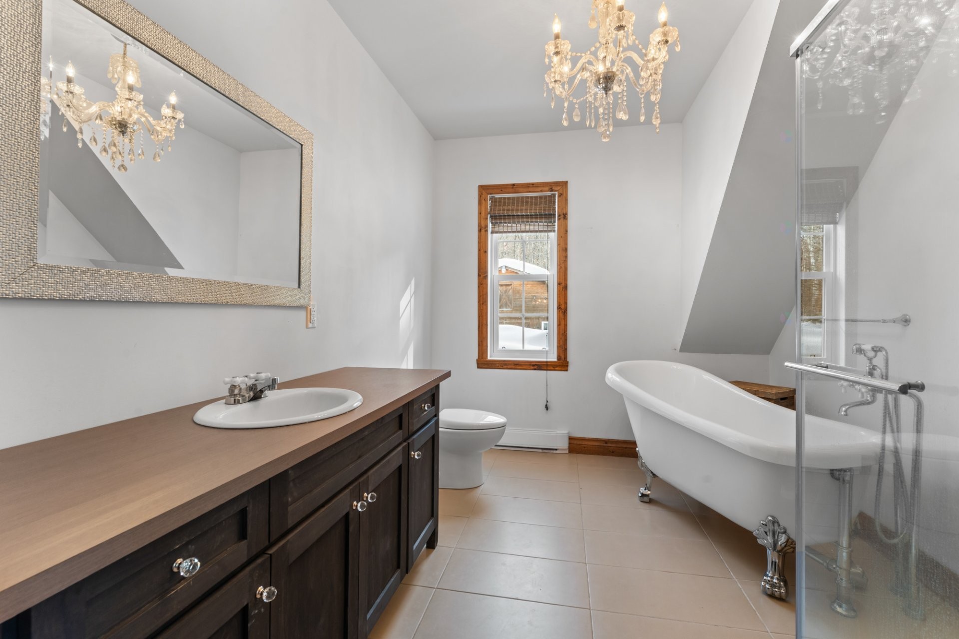 









1193


Ch. du Lac-Deligny O.

,
Mandeville,




QC
J0K1L0

