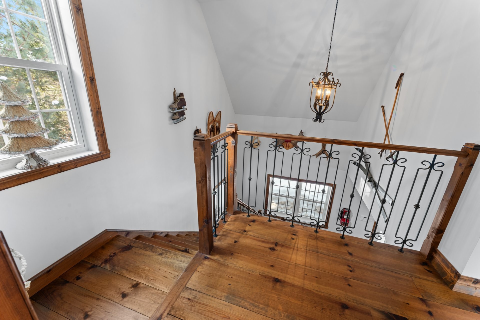 









1193


Ch. du Lac-Deligny O.

,
Mandeville,




QC
J0K1L0

