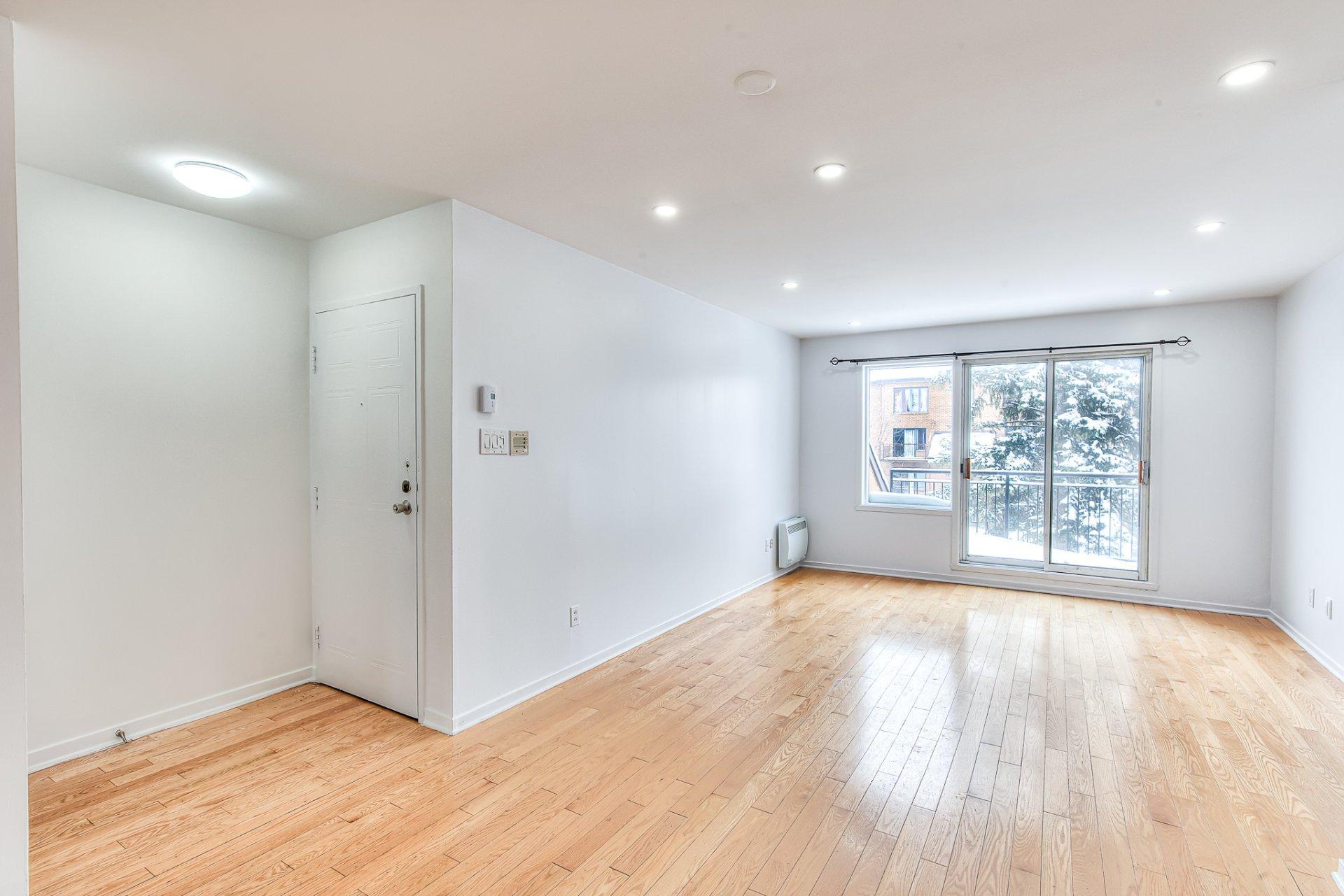 









3045


Rue Pierre-Thomas-Hurteau

, 4,
Longueuil (Saint-Hubert),




QC
J3Y8K6

