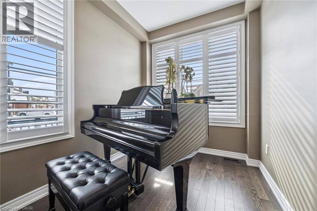 












1383 FARMSTEAD Drive

,
Milton,




Ontario
L9E1K4

