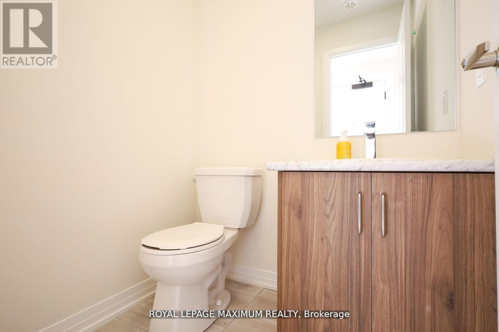 












1 - 11 BAYNES WAY N

,
Bradford West Gwillimbury,




Ontario
L3Z4M1

