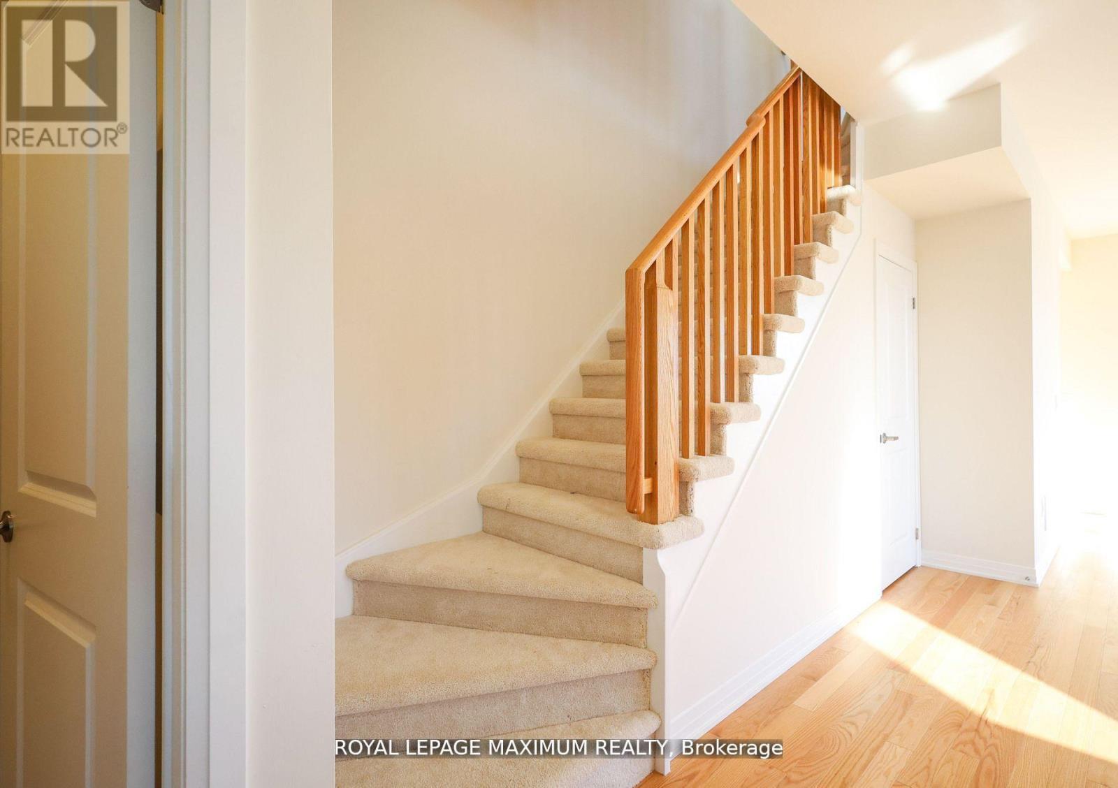 












1 - 11 BAYNES WAY N

,
Bradford West Gwillimbury,




Ontario
L3Z4M1

