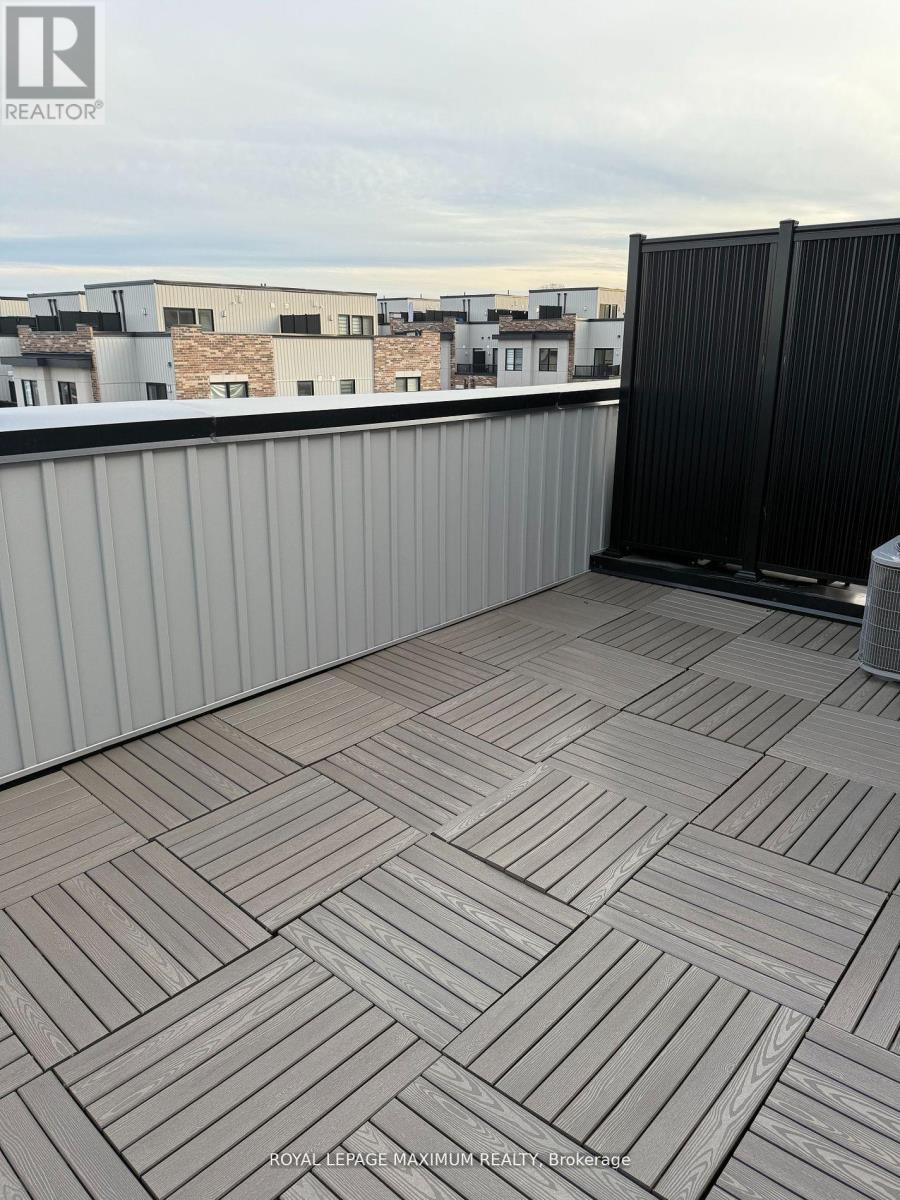 












1 - 11 BAYNES WAY N

,
Bradford West Gwillimbury,




Ontario
L3Z4M1

