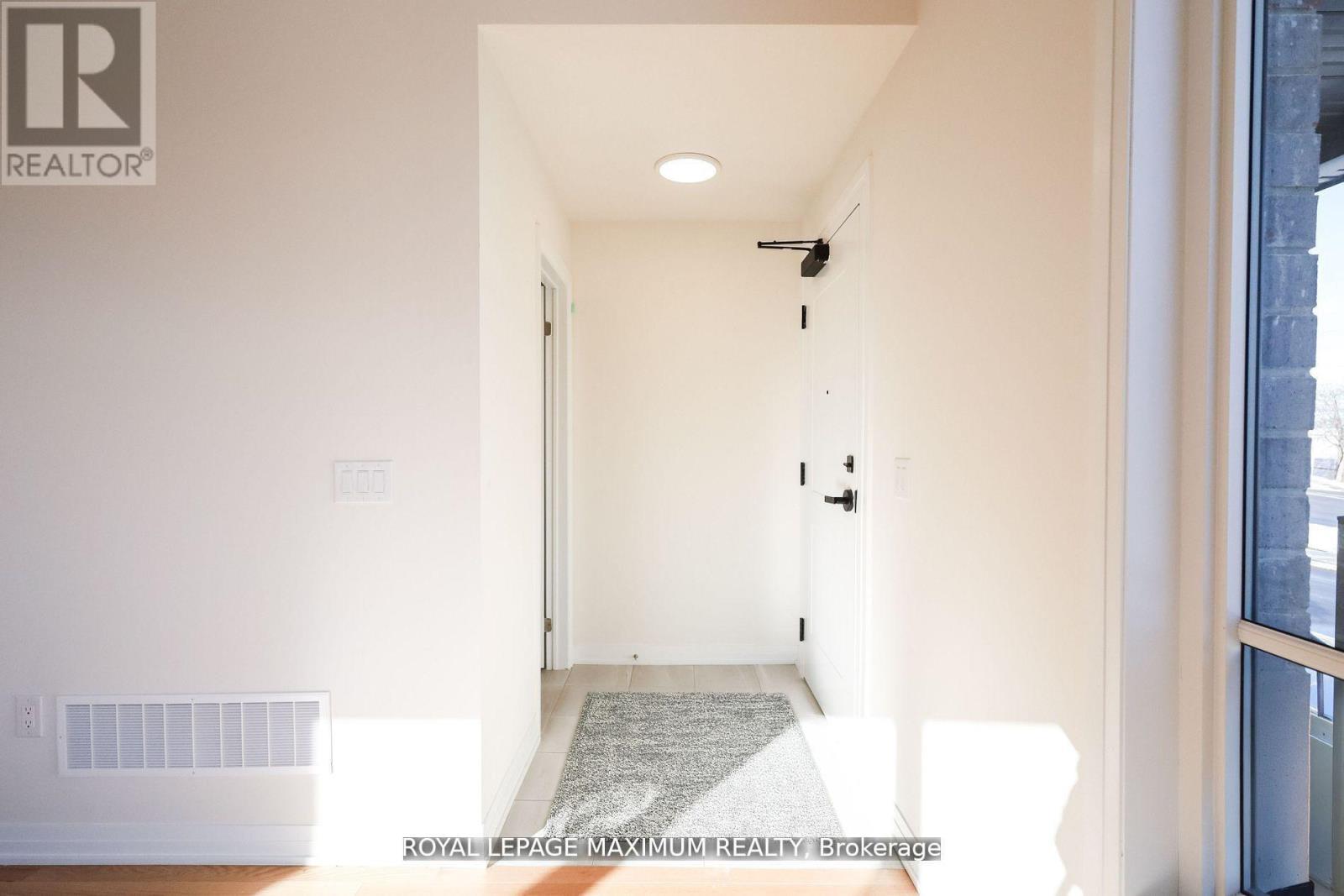 












1 - 11 BAYNES WAY N

,
Bradford West Gwillimbury,




Ontario
L3Z4M1

