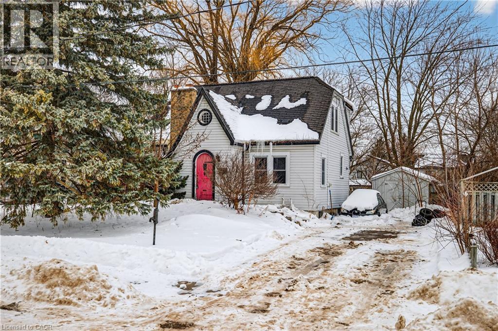 












632 PERCY Street

,
London,




Ontario
N6C2L7

