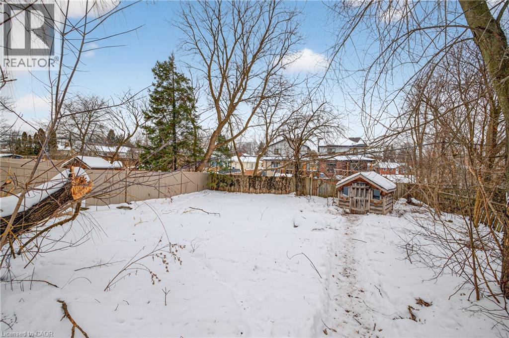 












632 PERCY Street

,
London,




Ontario
N6C2L7

