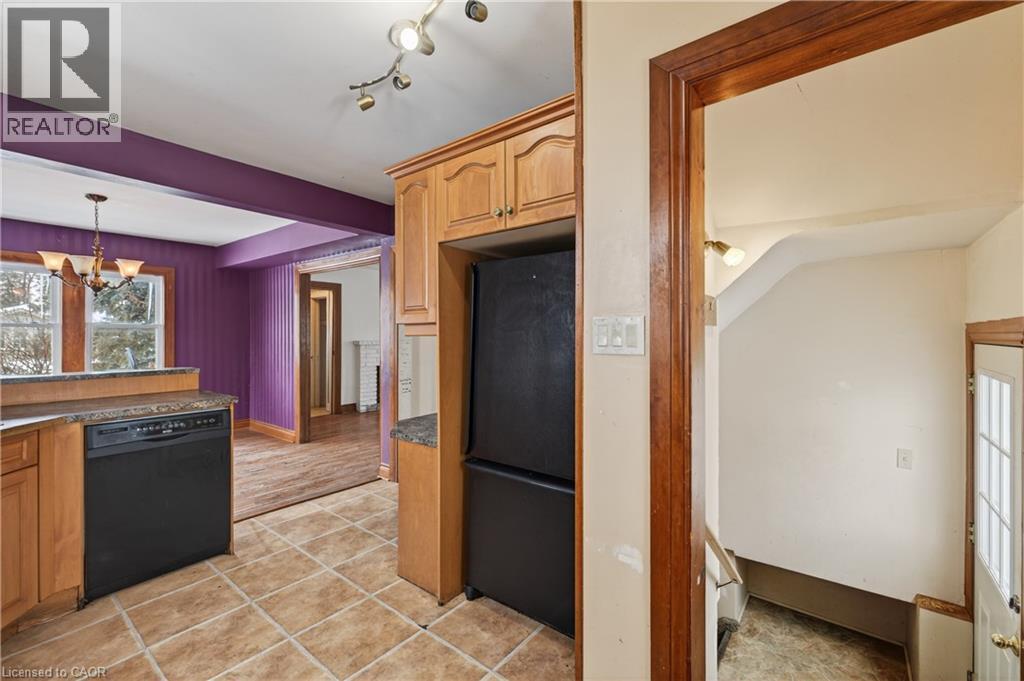 












632 PERCY Street

,
London,




Ontario
N6C2L7

