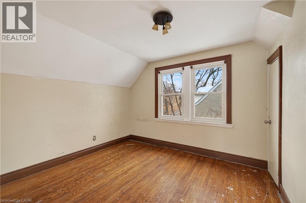 












632 PERCY Street

,
London,




Ontario
N6C2L7

