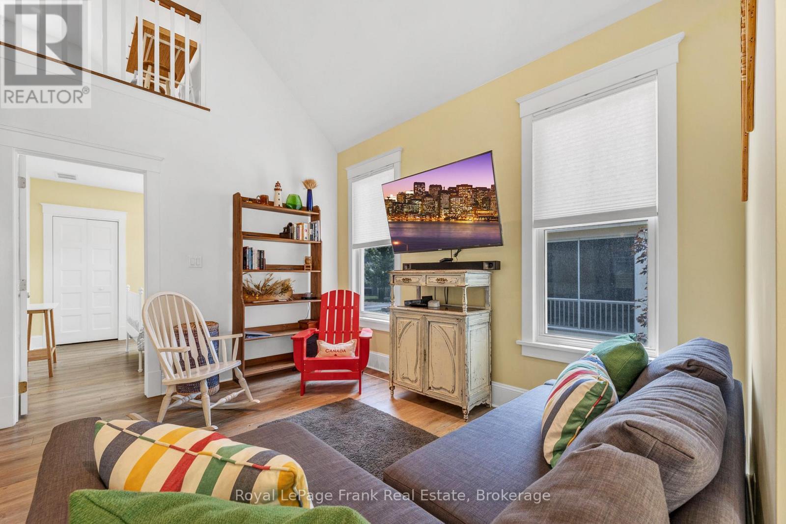 












212 - 23 HOLLOW LANE

,
Prince Edward County,







Ontario
K0K1P0

