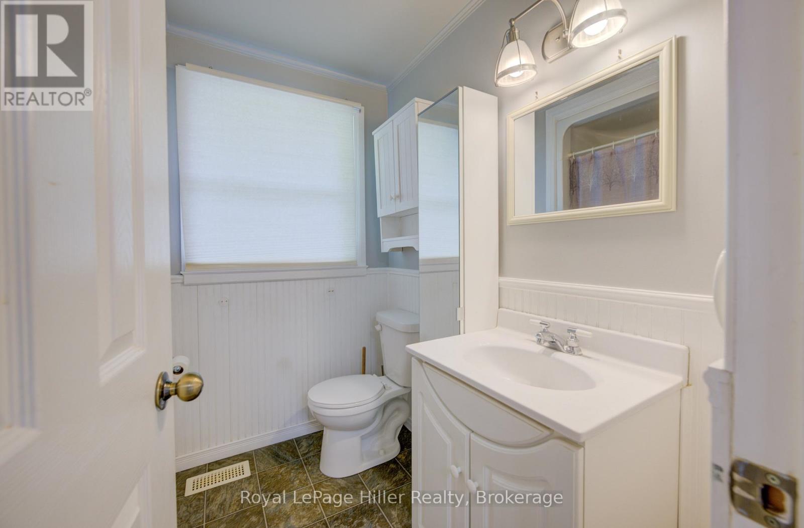 












56 CREHAN CRESCENT

,
Stratford,




Ontario
N4Z1B7

