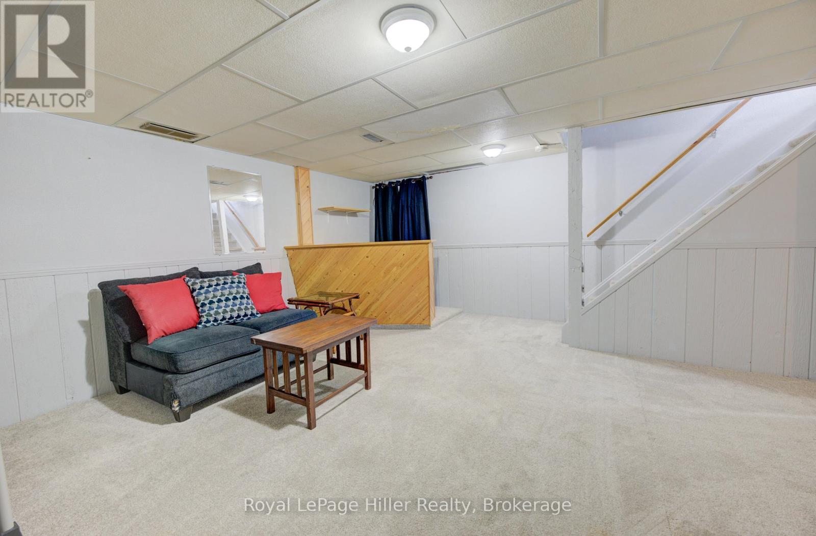 












56 CREHAN CRESCENT

,
Stratford,




Ontario
N4Z1B7

