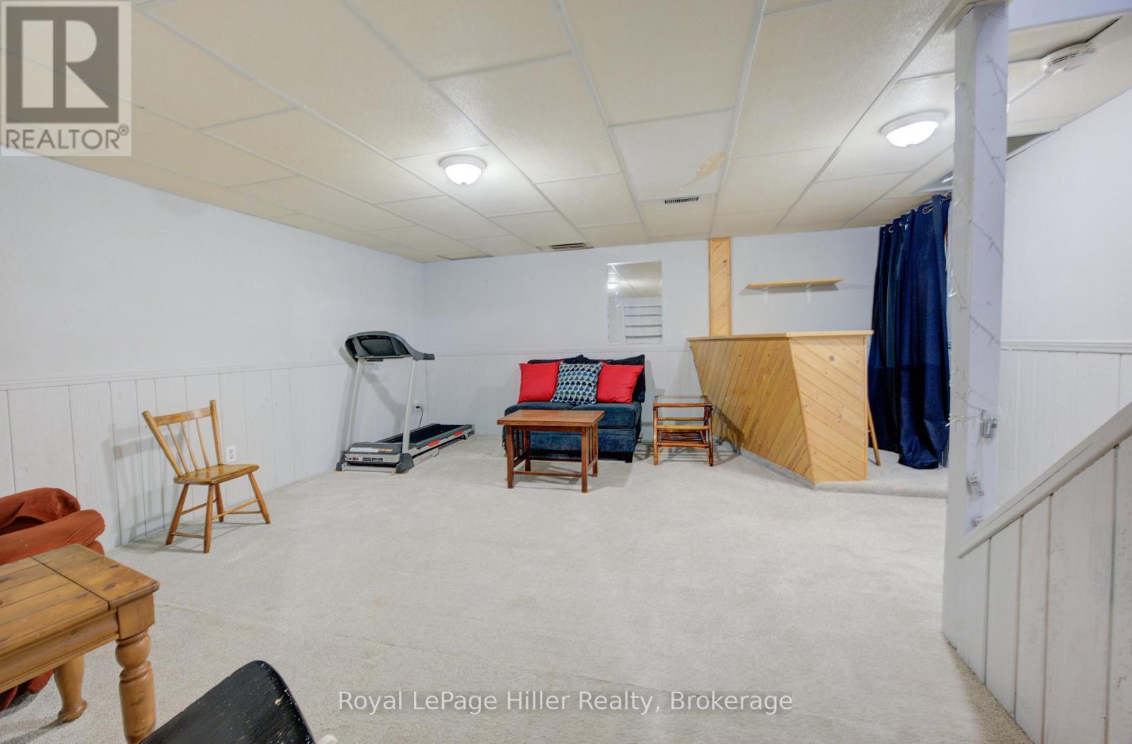 












56 CREHAN CRESCENT

,
Stratford,




Ontario
N4Z1B7

