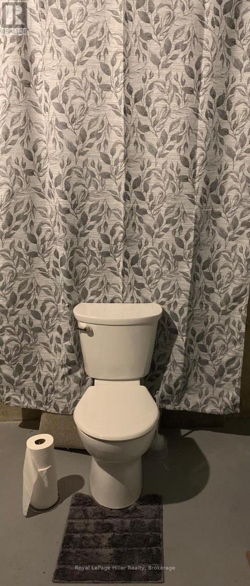 












56 CREHAN CRESCENT

,
Stratford,




Ontario
N4Z1B7

