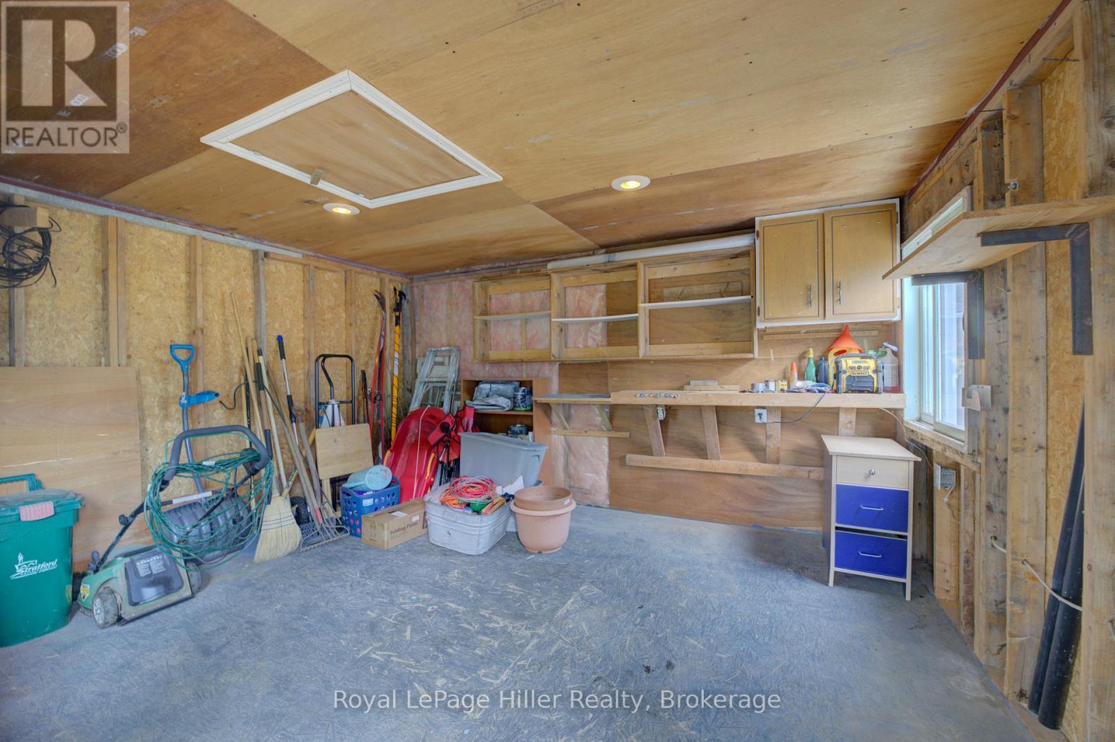 












56 CREHAN CRESCENT

,
Stratford,




Ontario
N4Z1B7

