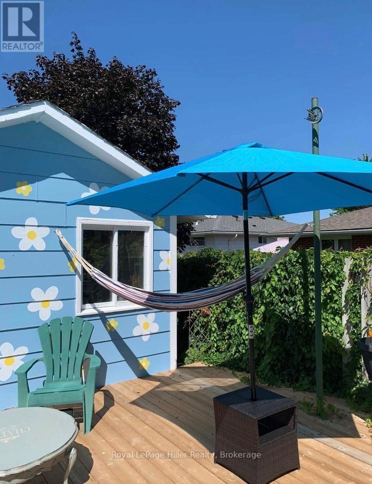 












56 CREHAN CRESCENT

,
Stratford,




Ontario
N4Z1B7

