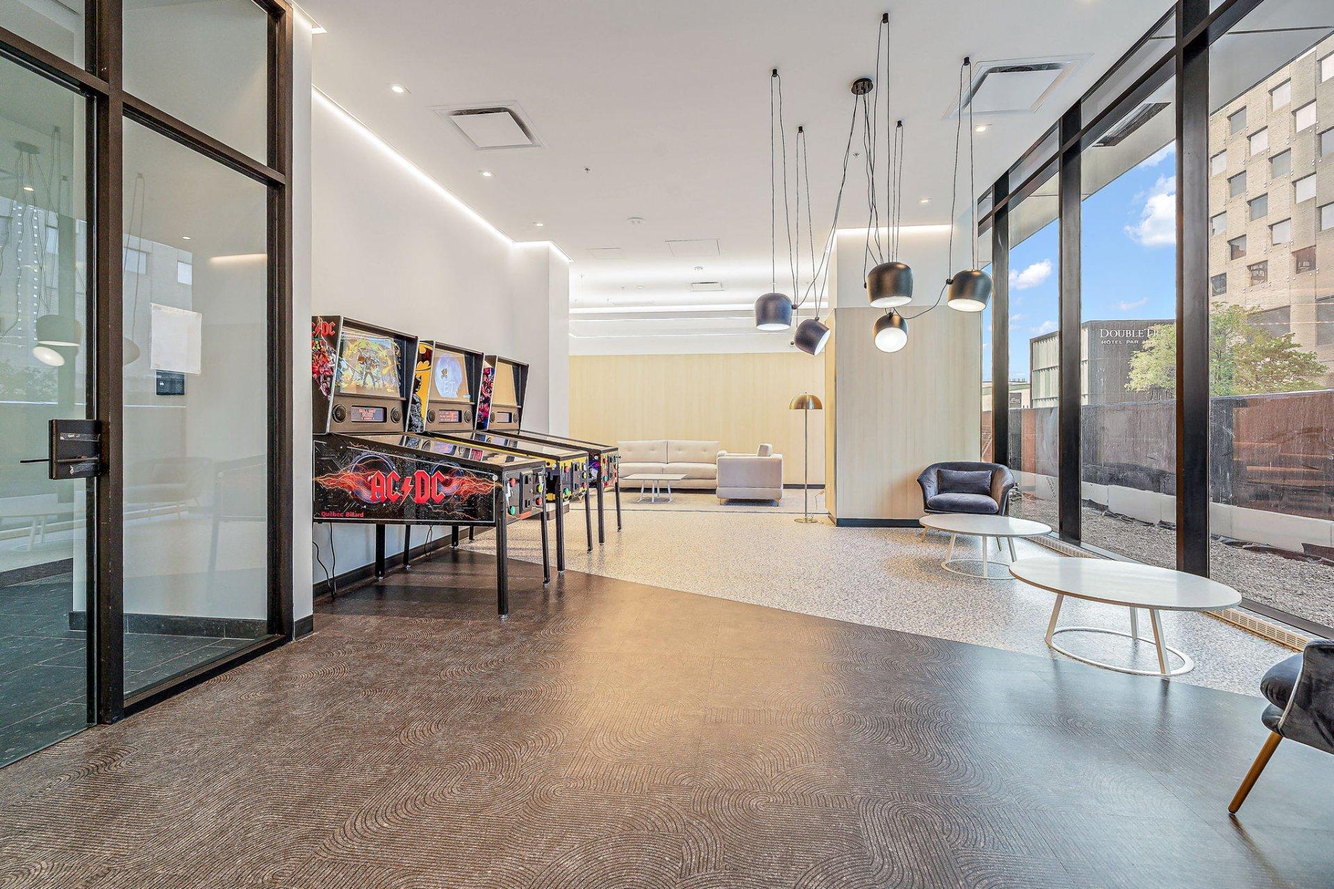 









1210


Rue Jeanne-Mance

, 5712,
Montréal (Ville-Marie),




QC
H2X1M1

