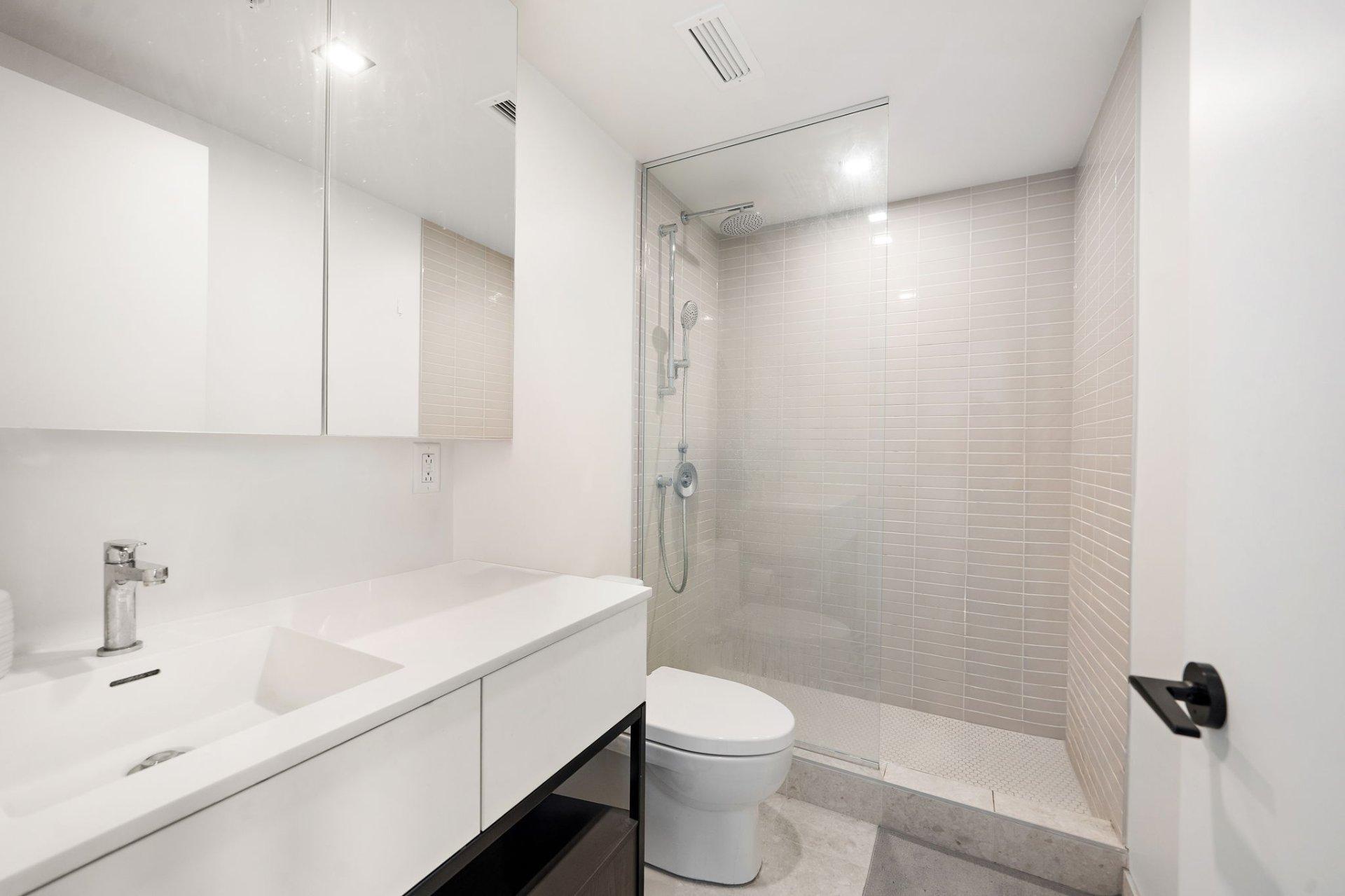 









1210


Rue Jeanne-Mance

, 5712,
Montréal (Ville-Marie),




QC
H2X1M1

